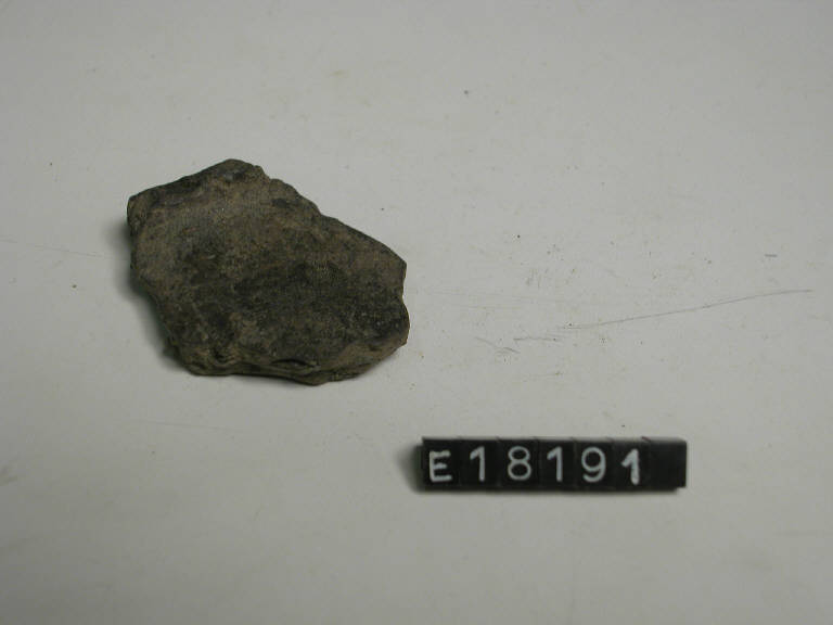 fondo piatto - Cultura di Golasecca (secc. V/ IV a.C.)