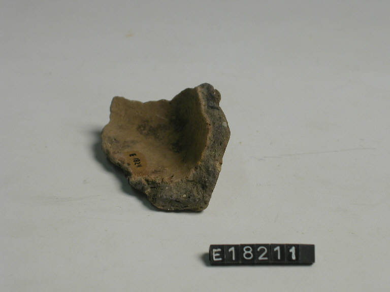 fondo piatto - Cultura di Golasecca (secc. V/ IV a.C.)