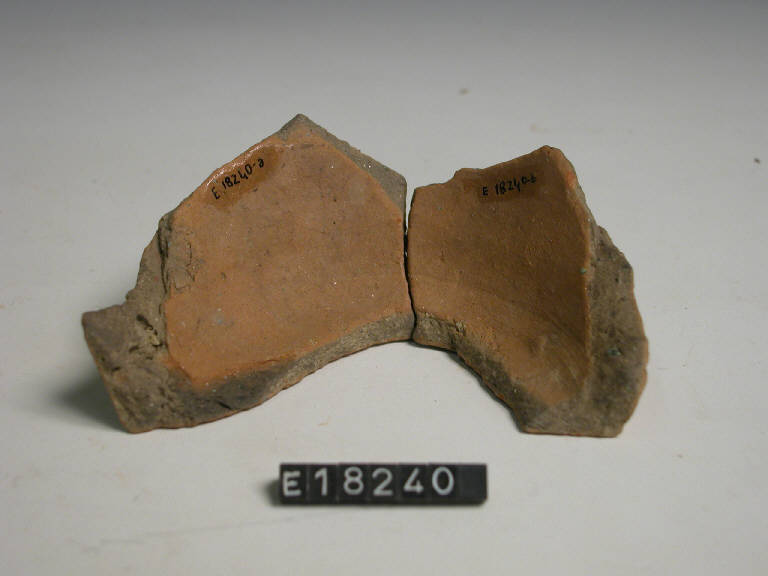 fondo piatto - Cultura di Golasecca (secc. V/ IV a.C.)