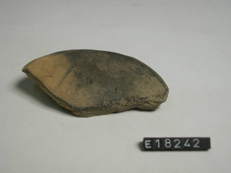 fondo piatto - Cultura di Golasecca (secc. V/ IV a.C.)