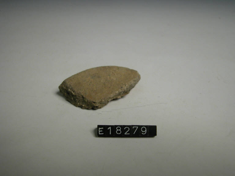 fondo piatto - Cultura di Golasecca (secc. V/ IV a.C.)