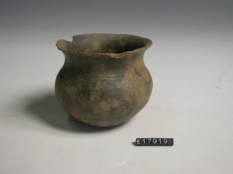 bicchiere globulare - Cultura di Golasecca (secc. V/ IV a.C.)