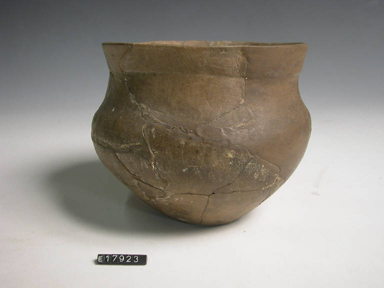 urna biconica - Cultura di Golasecca (secc. V/ IV a.C.)