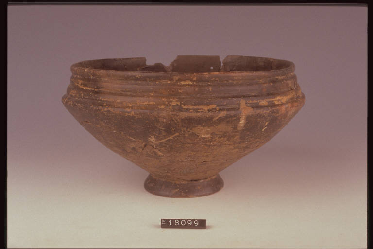 scodella - Cultura di Golasecca (fine/inizio secc. V/ IV a.C.)