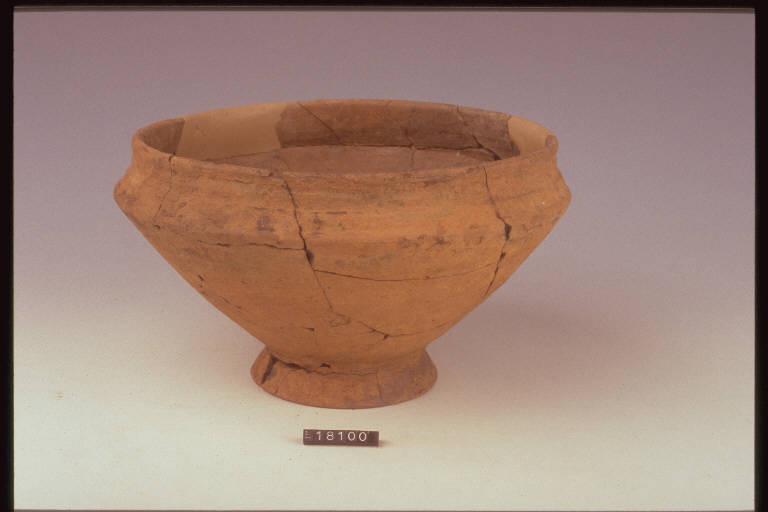 scodella - Cultura di Golasecca (fine/inizio secc. V/ IV a.C.)