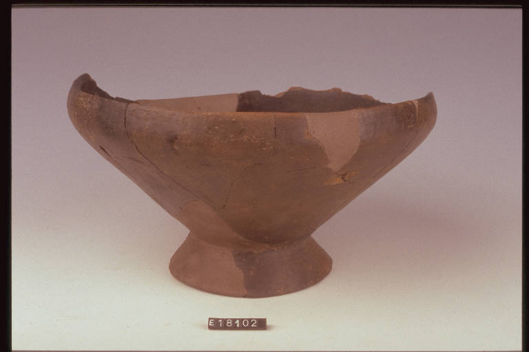 scodella - Cultura di Golasecca (fine/inizio secc. V/ IV a.C.)