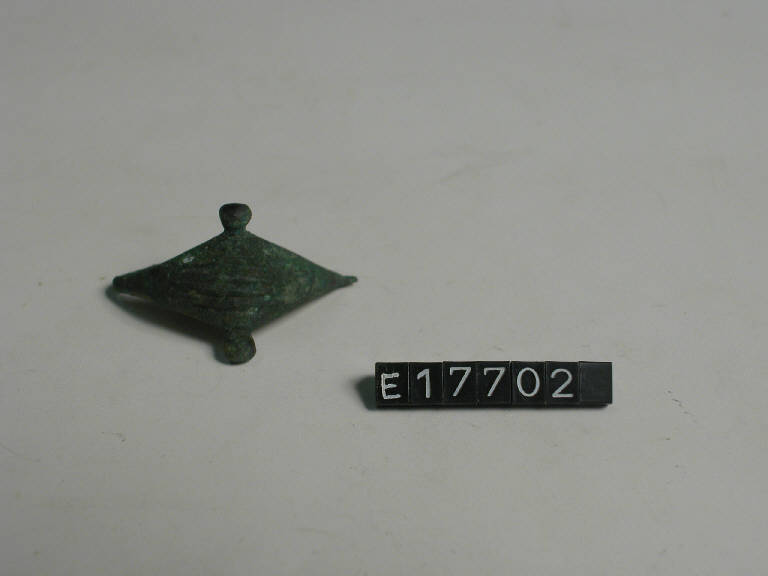 fibula a navicella - Cultura di Golasecca (secc. VI/ V a.C.)