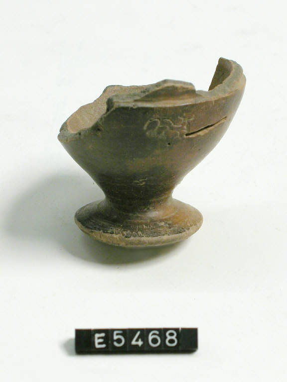 bicchiere a calice - cultura di Golasecca (sec. V a.C.)