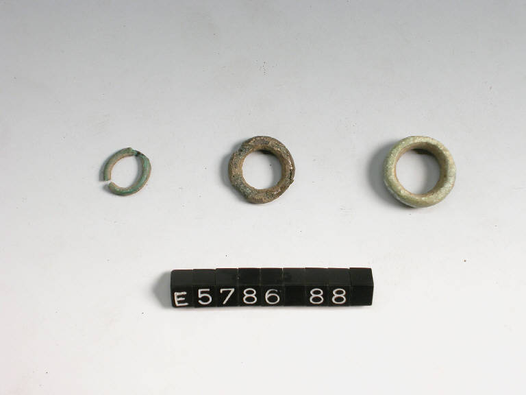 anello - cultura di Golasecca (secc. X/ IV a.C.)