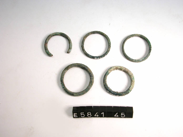 anello - cultura di Golasecca (secc. V/ IV a.C.)