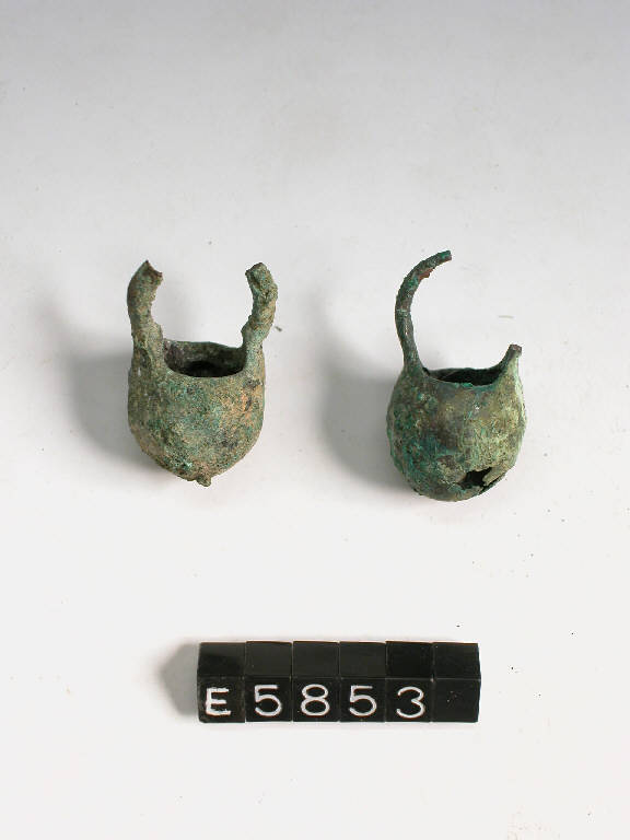 pendaglio a secchiello - cultura di Golasecca (sec. V a.C.)