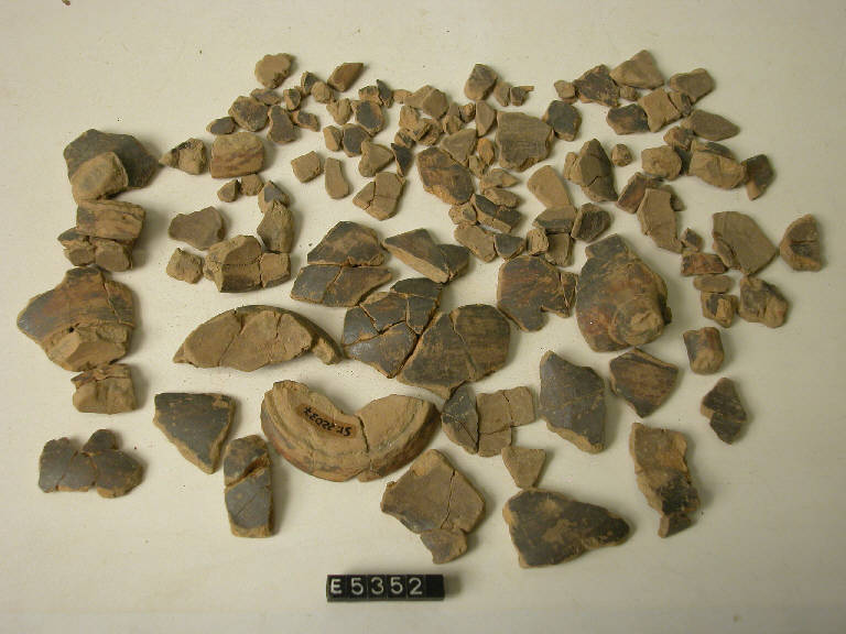 vaso - cultura di Golasecca (fine/inizio secc. VI/ V a.C.)