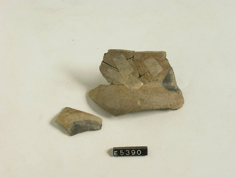 bicchiere carenato - cultura di Golasecca (sec. VII a.C.)