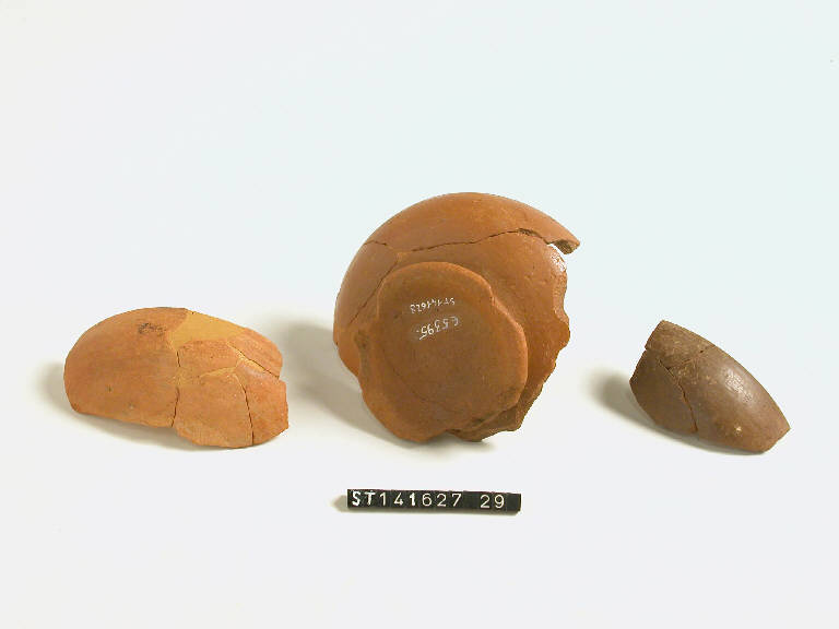 coppetta ad orlo rientrante - cultura di Golasecca (sec. V a.C.)