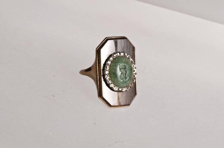 gemma su anello neoclassico (sec. I d.C.)