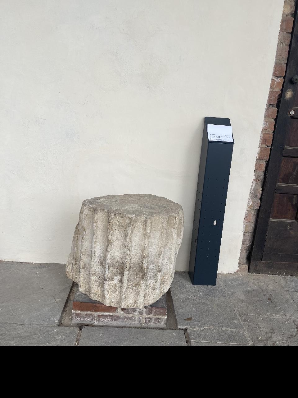 Frammento di colonna scanalata (secc. I/ II)