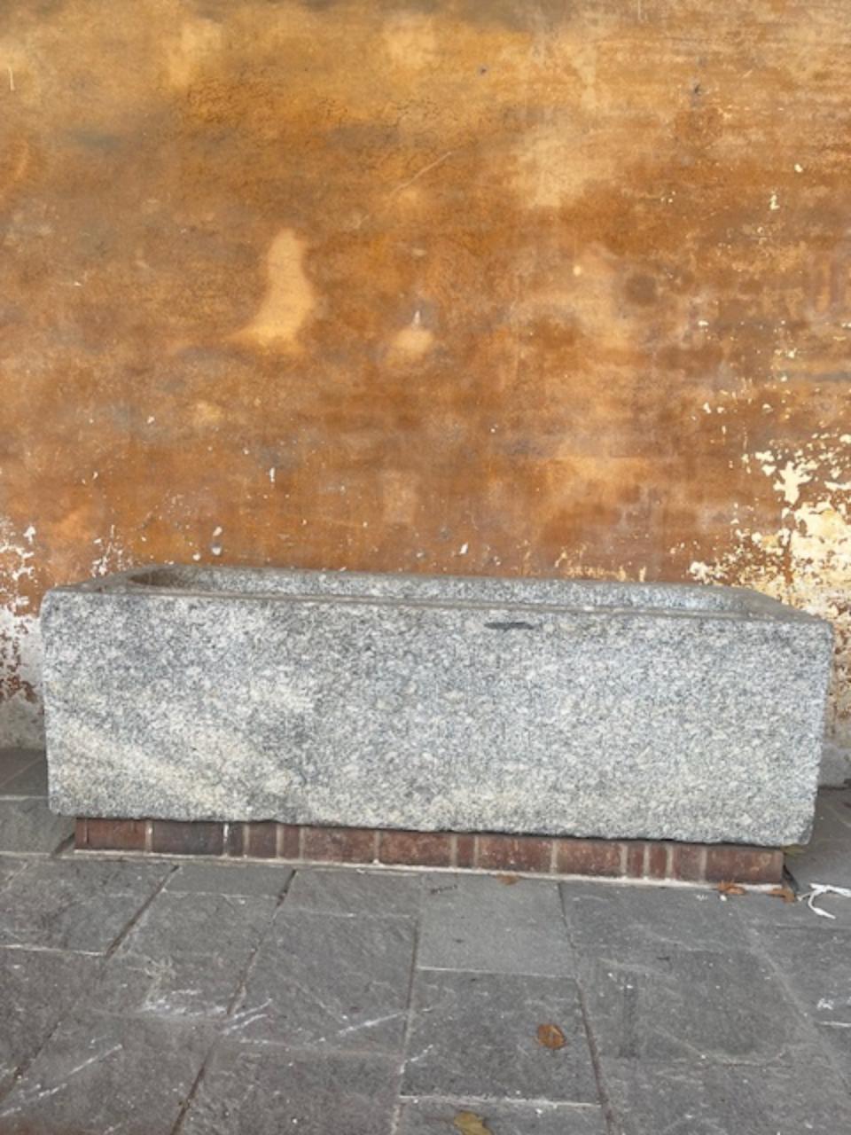 Sarcofago a cassa (seconda metà sec. III)