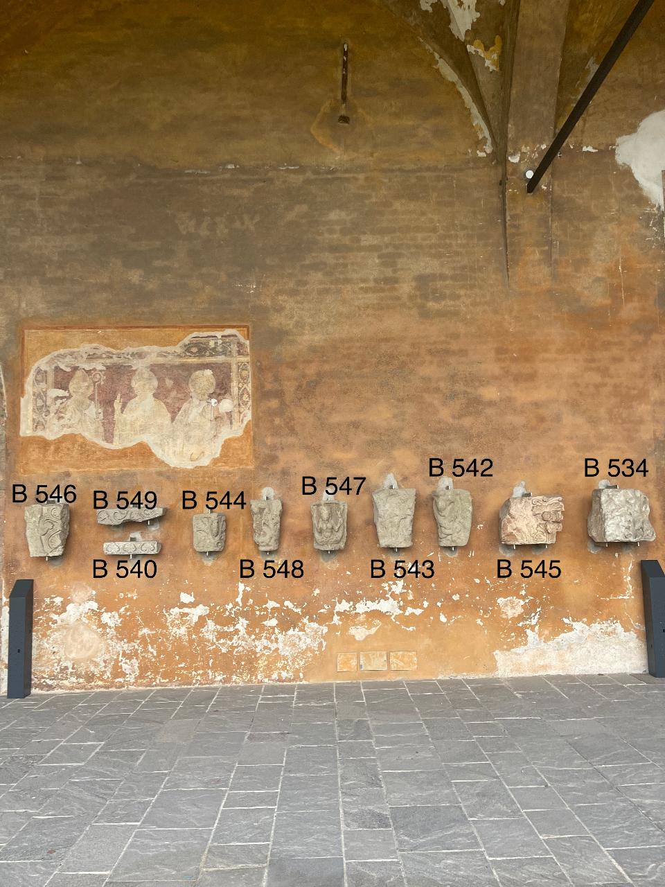 Sculture provenienti dall'antica cattedrale di Santo Stefano (sec. XII)