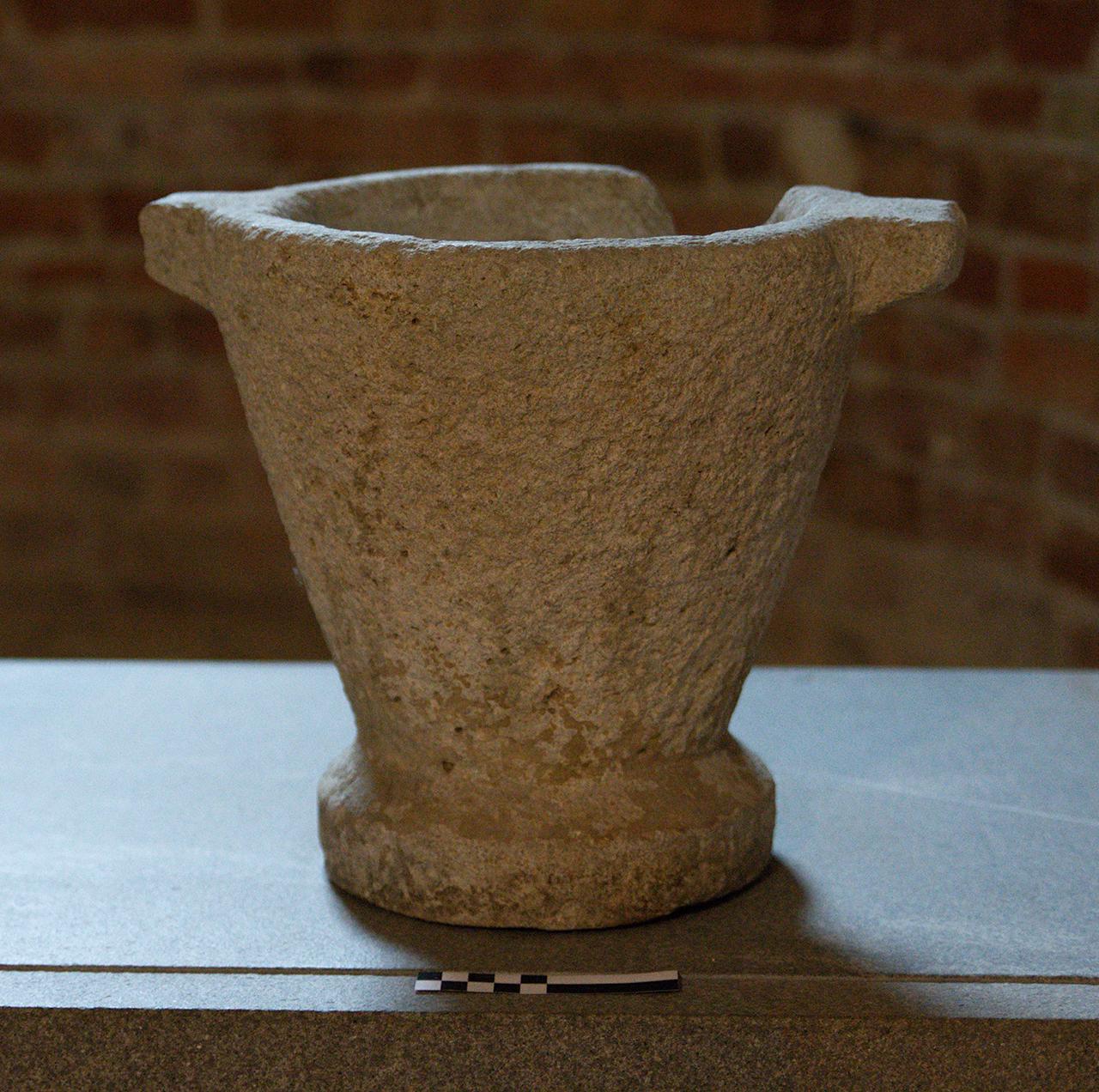 mortaio, mortaio/urna - età romana (I-II sec. d.C.)