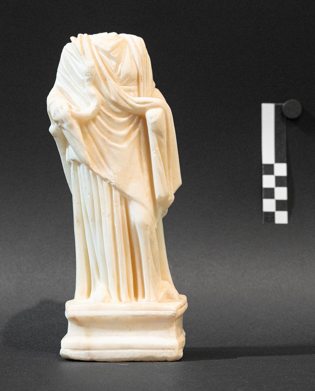 statuetta femminile, tipo "Monaco 310" - età romana (II sec. d.C.)
