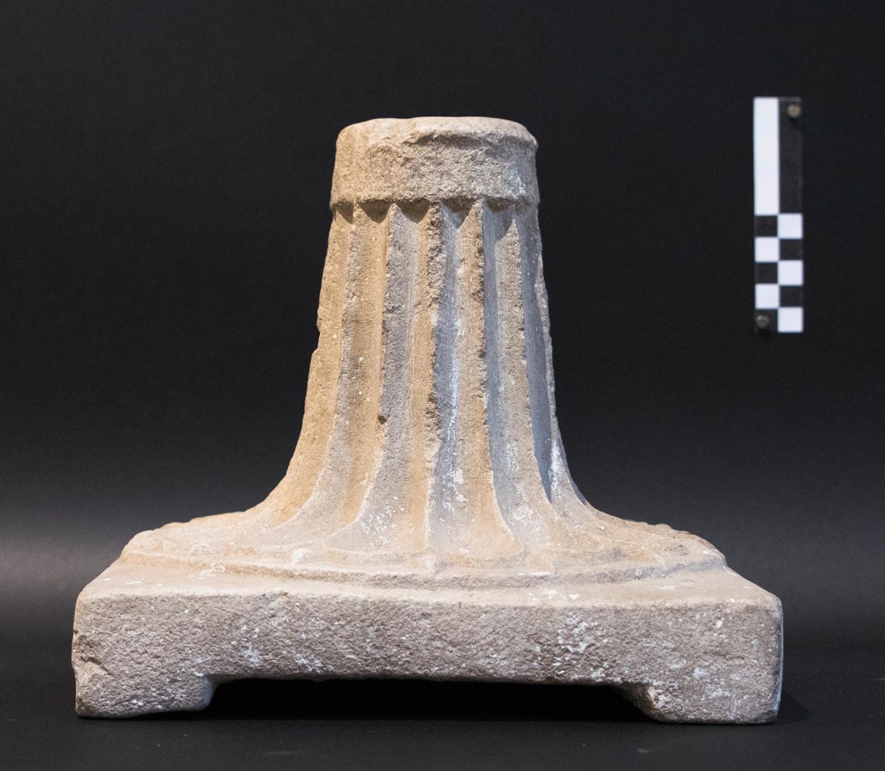 sostegno, sostegno scanalato - tipo I, variante A - età romana (metà/ metà I sec. a.C. - I sec. d.C.)
