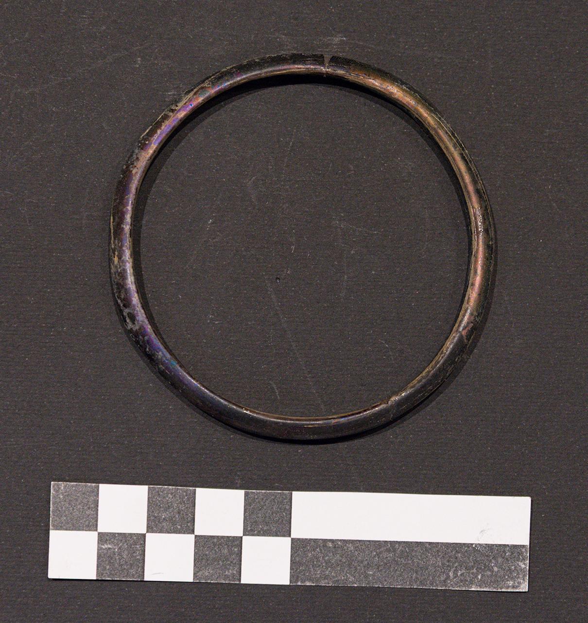 armilla, Haevernick 3a - età romana (I sec. a.C. - II sec. d.C.)