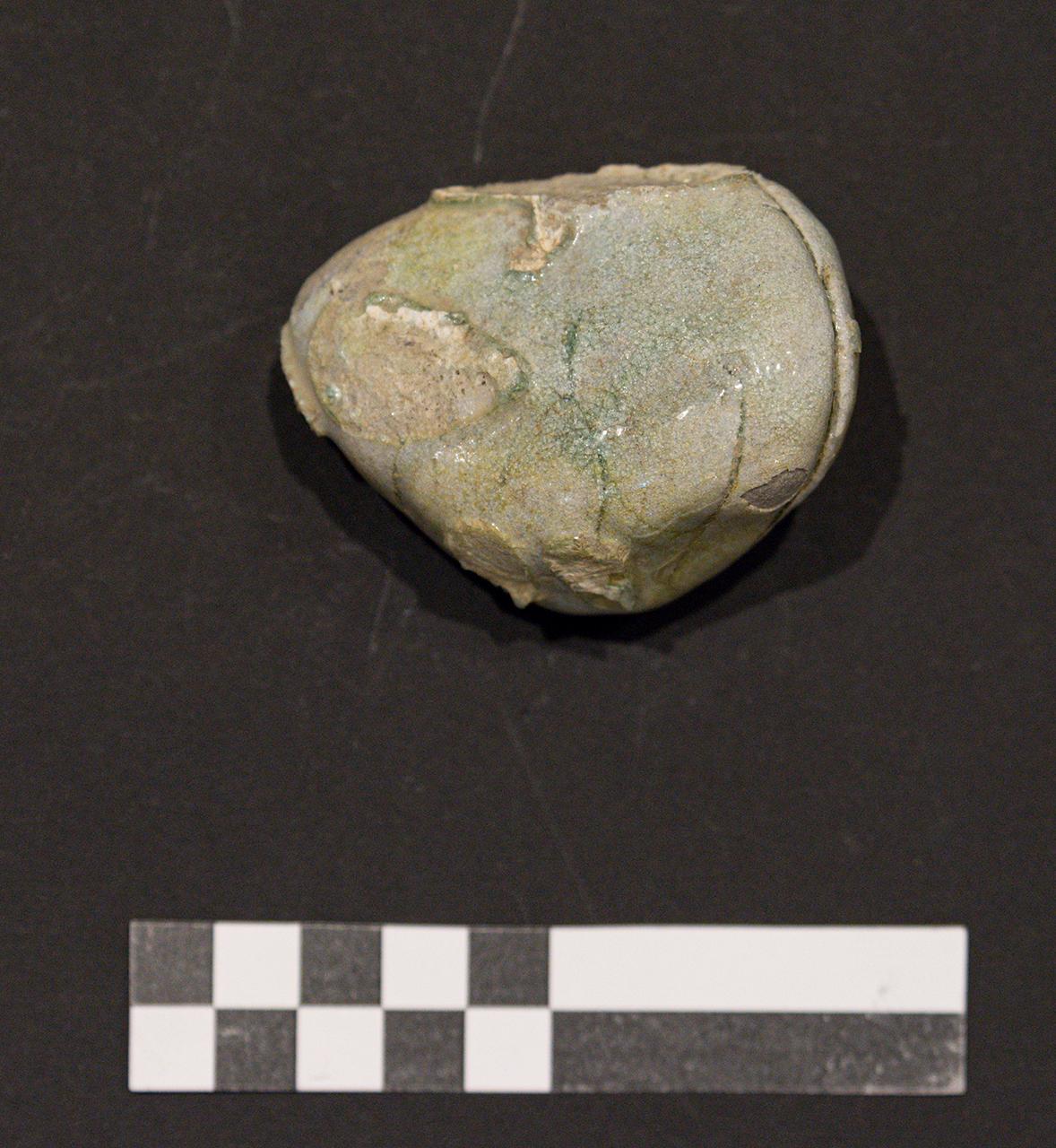 ciottolo invetriato - età romana (metà/ metà I sec. a.C. - I sec. d.C.)