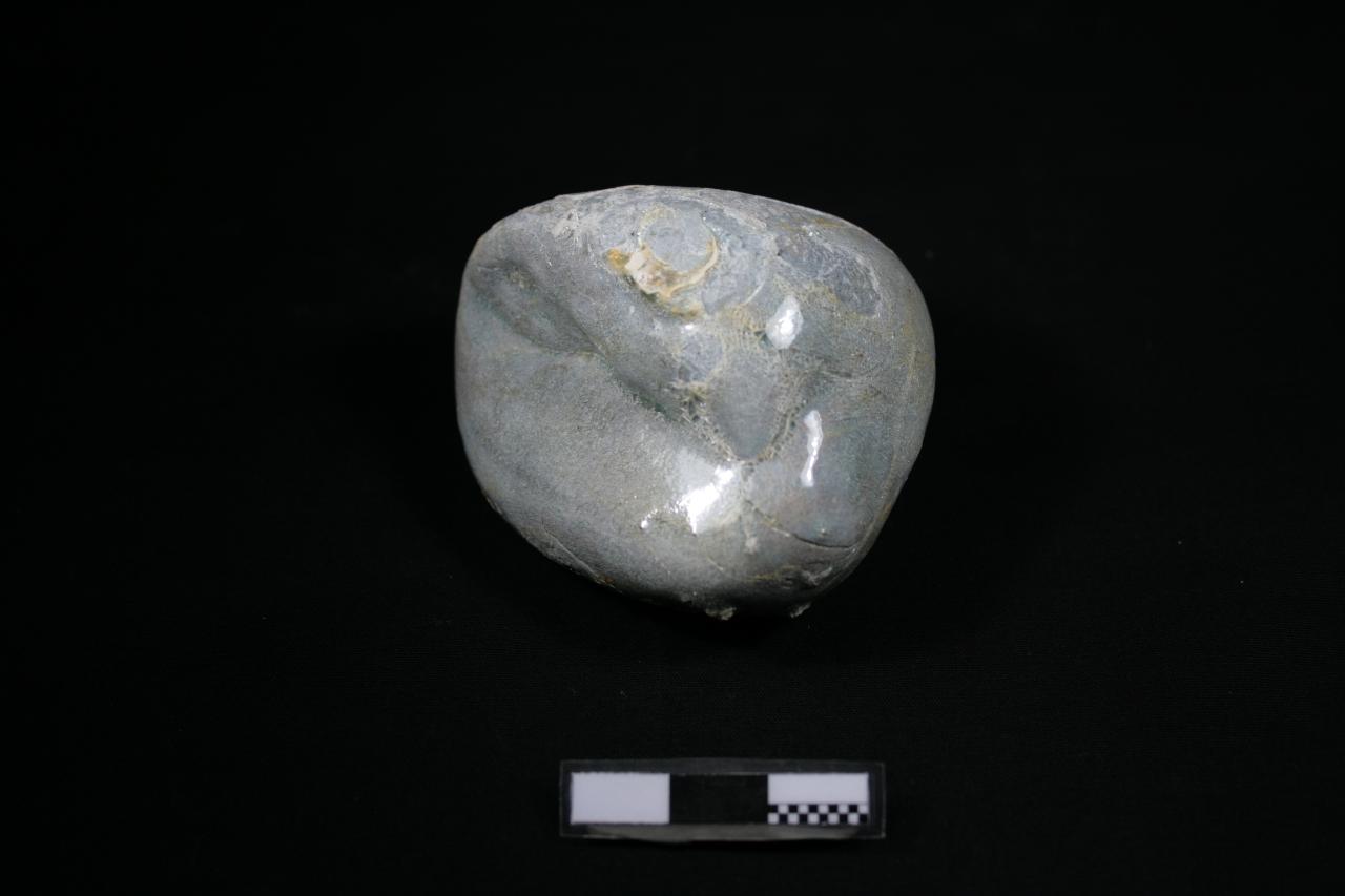 ciottoli invetriati - età romana (metà/ metà I sec. a.C. - I sec. d.C.)