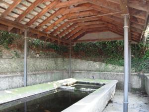 Lavatoio Via Lombardia (lavatoio) - Vergiate (VA) 