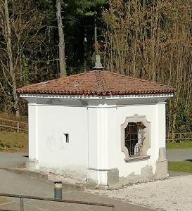 Cappella ossario (cappella) - Leggiuno (VA) 